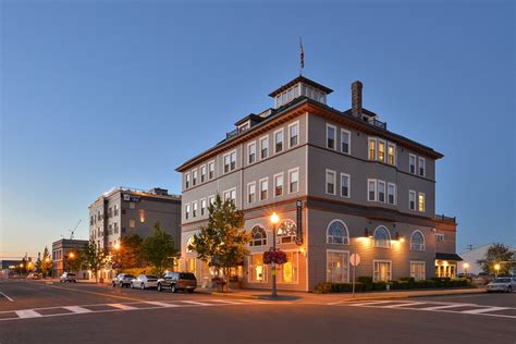 Majestic inn anacortes - Majestic Inn & Spa. Upscale spa hotel, walk to Anacortes Museum and Maritime Heritage Center. Choose dates to view prices. Check-in. Check-out. Travelers. Check availability. 83+. …